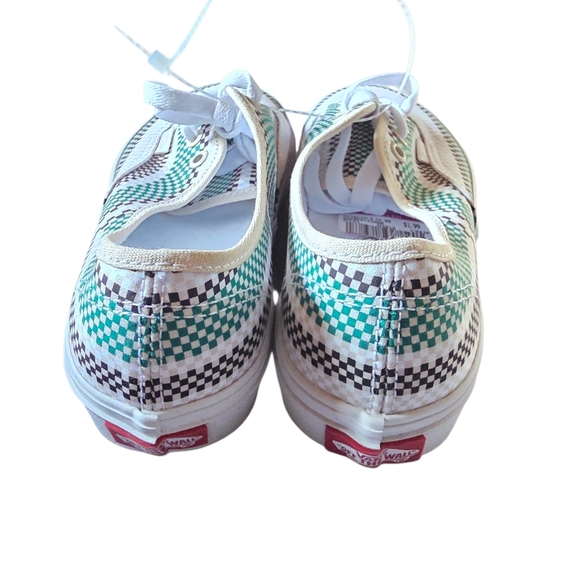 New Vans Checkered White and Green Sneakers Size 4.5 - Picture 3 of 4